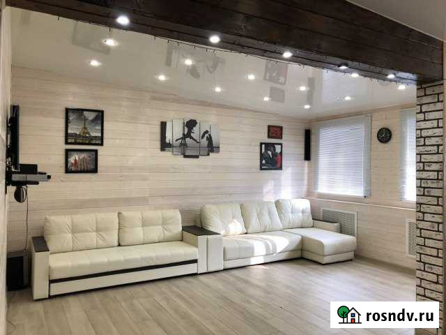 Коттедж 150 м² на участке 2 сот. в аренду посуточно в Саратове Саратов - изображение 1