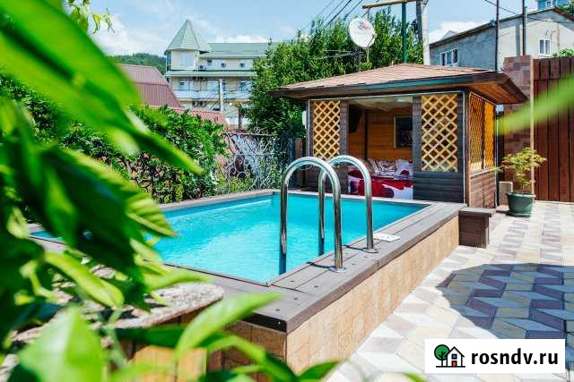 Коттедж 150 м² на участке 3 сот. в аренду посуточно в Сочи Сочи - изображение 1