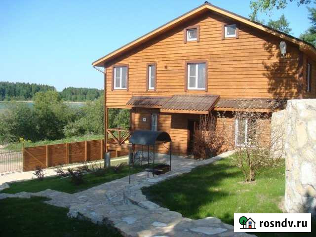 Коттедж 200 м² на участке 100 сот. в аренду посуточно в Санкт-Петербурге Санкт-Петербург - изображение 1