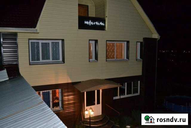 Коттедж 250 м² на участке 12 сот. в аренду посуточно в Новокузнецке Новокузнецк - изображение 1