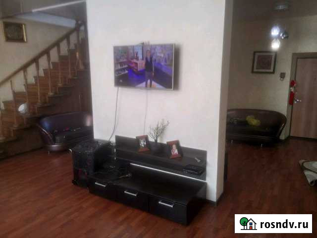 Коттедж 250 м² на участке 9 сот. на продажу в Лангепасе Лангепас - изображение 1