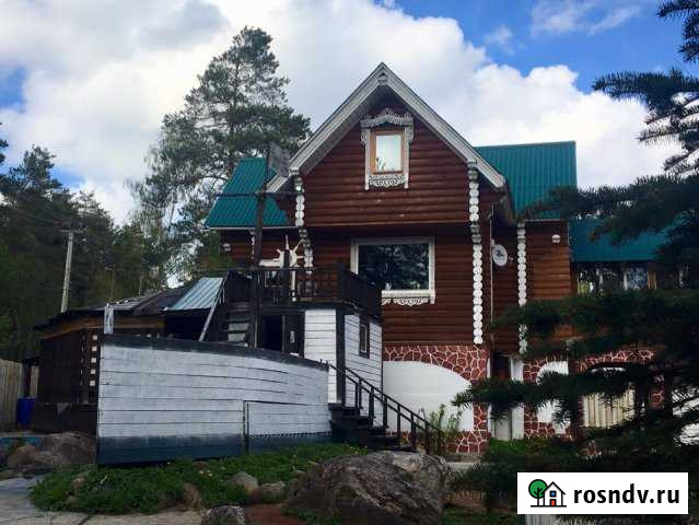 Коттедж 260 м² на участке 20 сот. в аренду посуточно в Санкт-Петербурге Санкт-Петербург - изображение 1