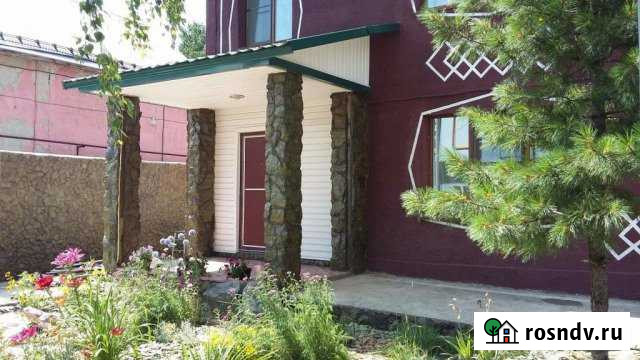 Коттедж 500 м² на участке 15 сот. в аренду посуточно в Кемерово Кемерово - изображение 1