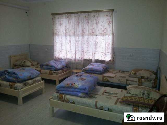 Комната 25 м² в 5-ком. кв., 1/2 эт. в аренду посуточно в Абинске Абинск - изображение 1