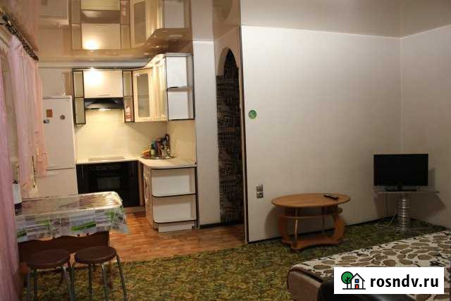 2-комнатная квартира, 40 м², 2/5 эт. в аренду посуточно в Нефтеюганске Нефтеюганск - изображение 1