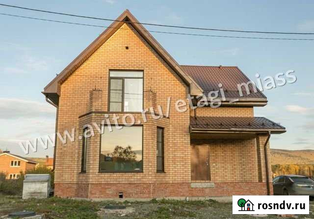 Коттедж 203.8 м² на участке 9.2 сот. на продажу в Миассе Миасс - изображение 1