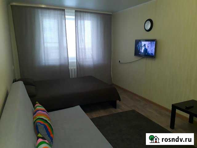 1-комнатная квартира, 34 м², 3/5 эт. в аренду посуточно в Туймазах Туймазы - изображение 1