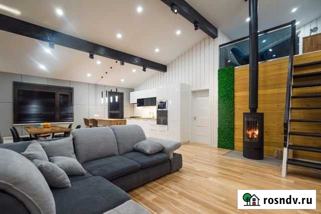 Коттедж 177 м² на участке 13 сот. на продажу в Санкт-Петербурге Санкт-Петербург - изображение 1