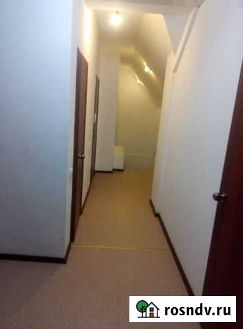 Комната 18 м² в 5-ком. кв., 2/2 эт. на продажу в Лебяжьем Алтайского края Лебяжье - изображение 1