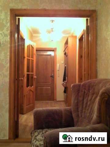 3-комнатная квартира, 60 м², 3/9 эт. в аренду на длительный срок в Курске Курск - изображение 1