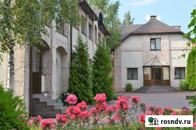 Коттедж 700 м² на участке 30 сот. в аренду посуточно в Москве Москва - изображение 1
