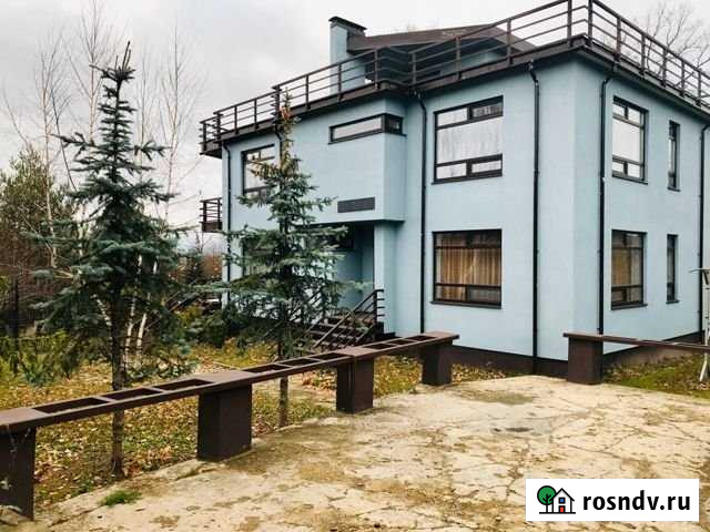 Дом 265 м² на участке 9 сот. в аренду на длительный срок в Красногорске Московской области Красногорск - изображение 1