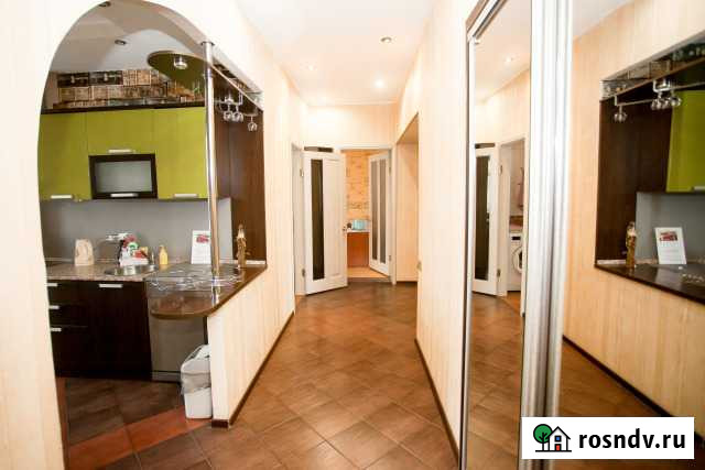 4-комнатная квартира, 110 м², 4/4 эт. в аренду посуточно в Кемерово Кемерово - изображение 1