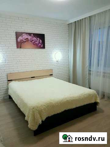 2-комнатная квартира, 49 м², 4/5 эт. в аренду посуточно в Когалыме Когалым - изображение 1