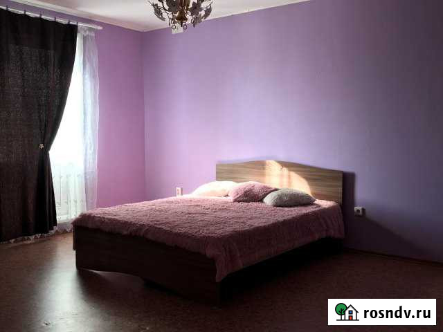 1-комнатная квартира, 50 м², 3/5 эт. в аренду посуточно в Прокопьевске Прокопьевск - изображение 1