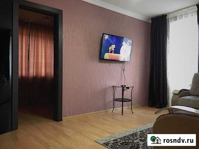 2-комнатная квартира, 48 м², 2/5 эт. в аренду посуточно во Владикавказе Владикавказ - изображение 1