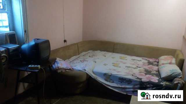 1-комнатная квартира, 30 м², 1/1 эт. в аренду посуточно в Шахтах Шахты - изображение 1