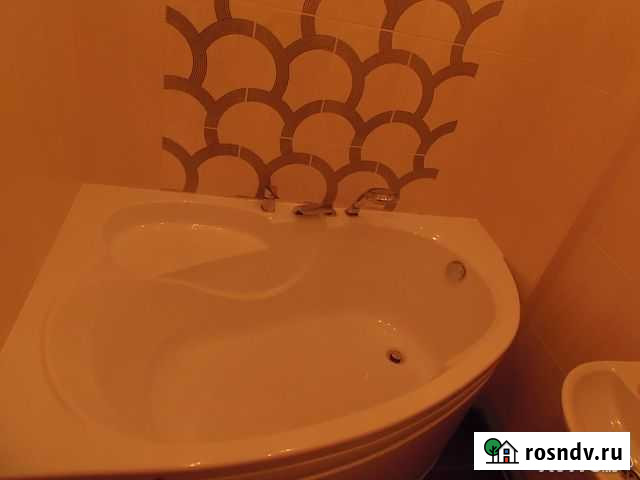 2-комнатная квартира, 43 м², 5/5 эт. в аренду посуточно в Березовском Кемеровской области Березовский - изображение 1