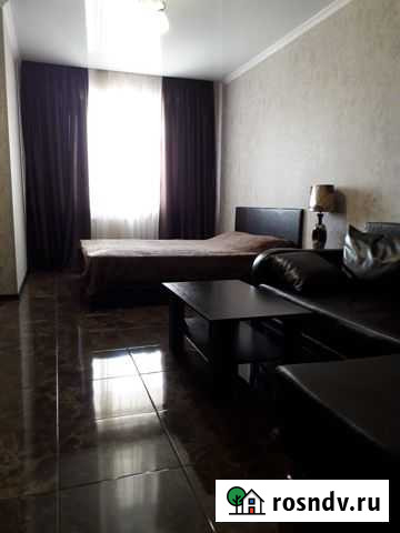 1-комнатная квартира, 39 м², 6/10 эт. в аренду посуточно в Железногорске Курской области Железногорск - изображение 1