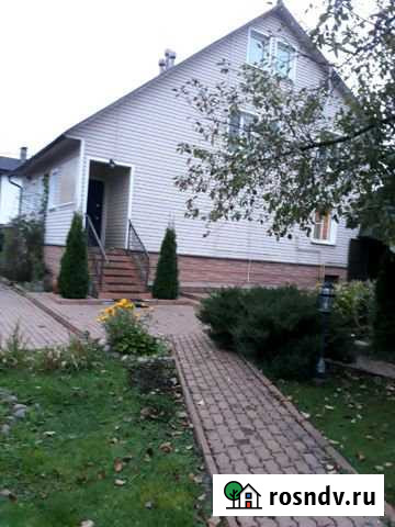 Дом 230 м² на участке 13 сот. в аренду посуточно в Володарского Володарского - изображение 1