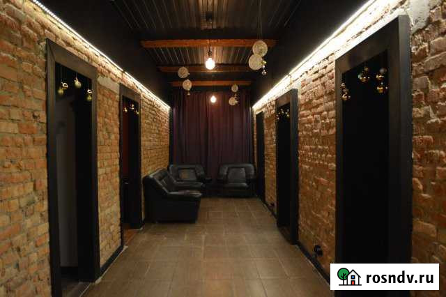 Коттедж 240 м² на участке 10 сот. в аренду посуточно в Уфе Уфа - изображение 1