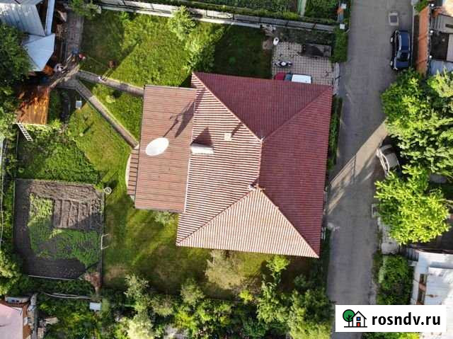 Коттедж 329 м² на участке 10 сот. на продажу в Бийске Бийск - изображение 1