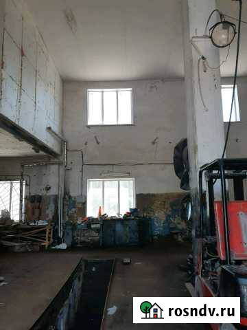 Гараж >30 м² в аренду в Пскове Псков - изображение 1