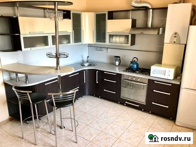 2-комнатная квартира, 75 м², 3/5 эт. в аренду посуточно в Бузулуке Бузулук - изображение 1