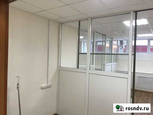 Кабинет под маникюрный или массажный салон, 35 кв.м. Иркутск - изображение 1