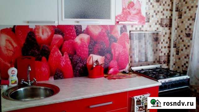 2-комнатная квартира, 50 м², 2/5 эт. в аренду посуточно в Саратове Саратов - изображение 1