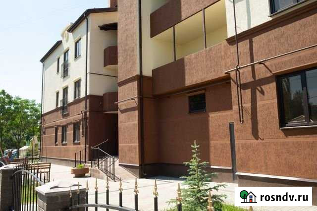 3-комнатная квартира, 93.8 м², 1/3 эт. на продажу в Волгодонске Волгодонск - изображение 1