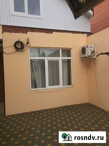 Дом 30 м² на участке 1 сот. в аренду на длительный срок в Краснодаре Краснодар - изображение 1