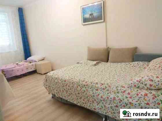 2-комнатная квартира, 45 м², 3/11 эт. в аренду посуточно в Алуште Алушта
