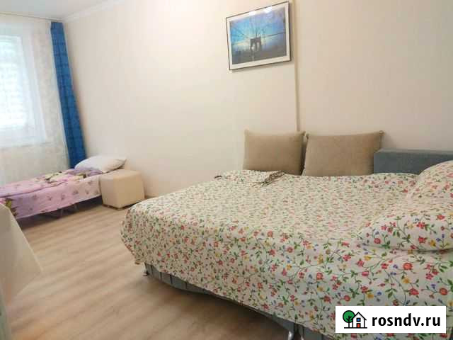 2-комнатная квартира, 45 м², 3/11 эт. в аренду посуточно в Алуште Алушта - изображение 1