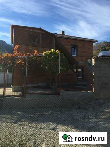 Дом 145 м² на участке 2 сот. на продажу в Алуште Алушта - изображение 1