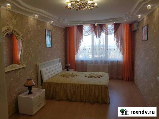 3-комнатная квартира, 80 м², 4/10 эт. в аренду на длительный срок в Севастополе Севастополь - изображение 1