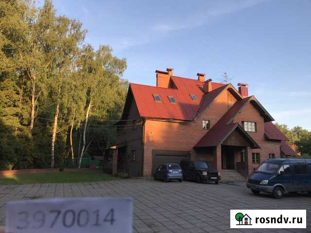 Дом 699 м² на участке 69 сот. в аренду на длительный срок в Троицке Московской области Троицк - изображение 1