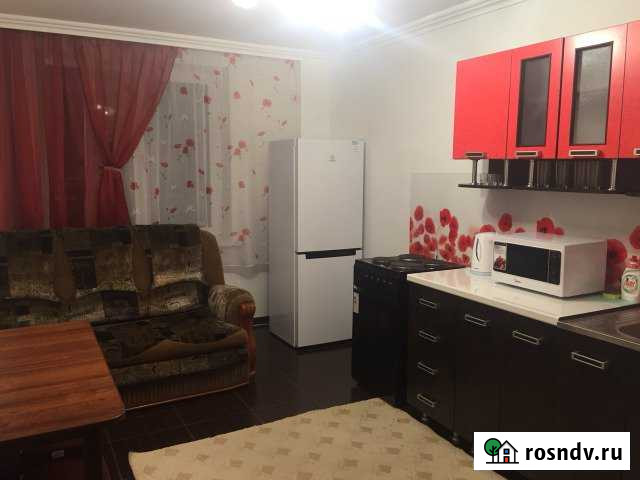 1-комнатная квартира, 32 м², 10/16 эт. в аренду посуточно в Майкопе Майкоп - изображение 1