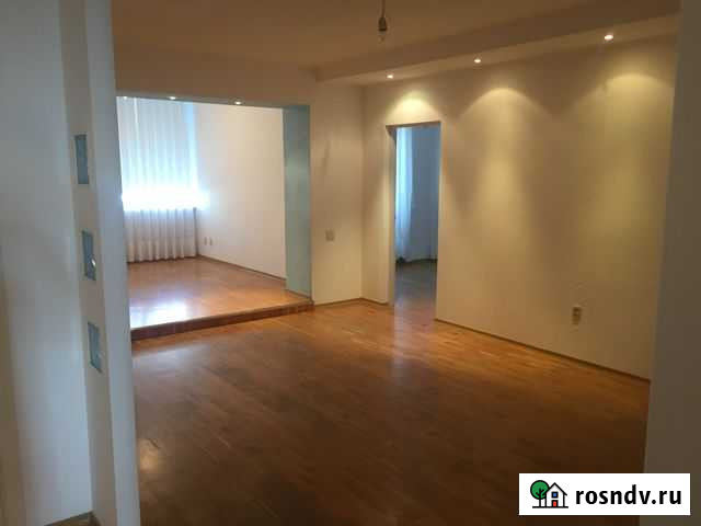 3-комнатная квартира, 115 м², 3/5 эт. на продажу в Ейске Ейск - изображение 1