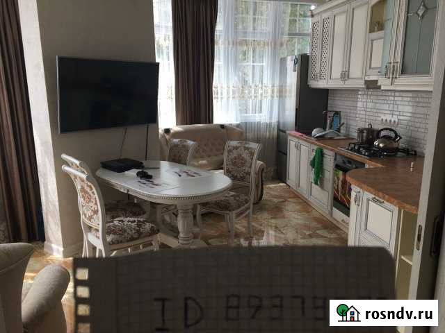 2-комнатная квартира, 60 м², 1/7 эт. в аренду посуточно в Геленджике Геленджик - изображение 1