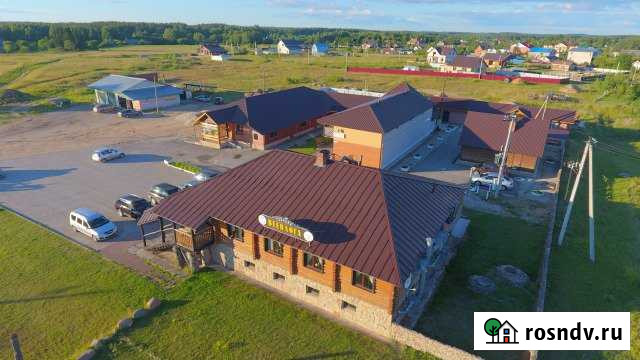 Комплекс строений возле федеральной трассы 1300 кв.м. Печоры - изображение 1