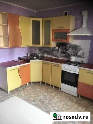 1-комнатная квартира, 45 м², 4/10 эт. в аренду посуточно в Энгельсе Энгельс - изображение 1