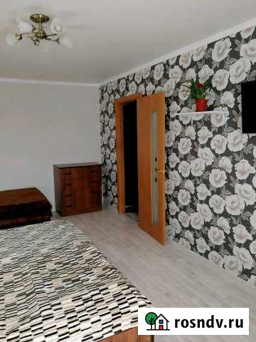 1-комнатная квартира, 33.3 м², 3/5 эт. в аренду посуточно в Тихорецке Тихорецк - изображение 1