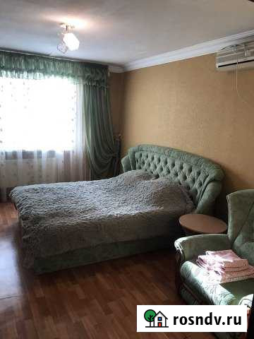 1-комнатная квартира, 35 м², 1/5 эт. в аренду посуточно в Джанкое Джанкой - изображение 1