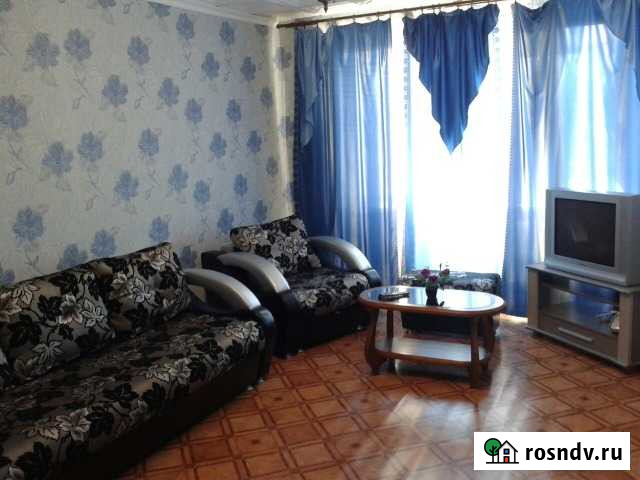 1-комнатная квартира, 46 м², 2/5 эт. в аренду посуточно в Надыме Надым - изображение 1