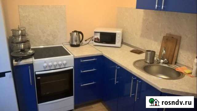 3-комнатная квартира, 130 м², 1/10 эт. в аренду посуточно в Магнитогорске Магнитогорск - изображение 1