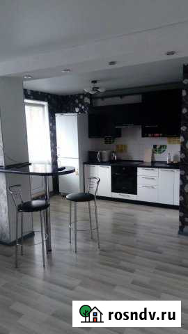 Квартира-студия, 40 м², 16/18 эт. в аренду посуточно в Саратове Саратов - изображение 1