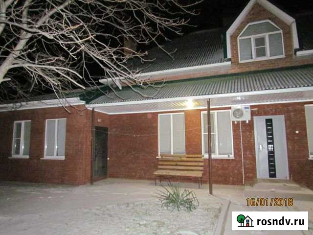 2-комнатная квартира, 70 м², 1/2 эт. в аренду посуточно в Волгодонске Волгодонск - изображение 1