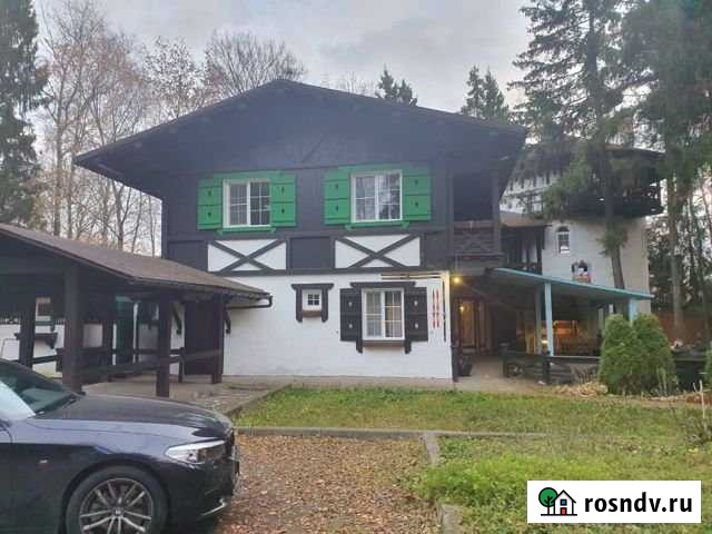 Дом 490 м² на участке 20 сот. в аренду посуточно в Лобне Лобня - изображение 1