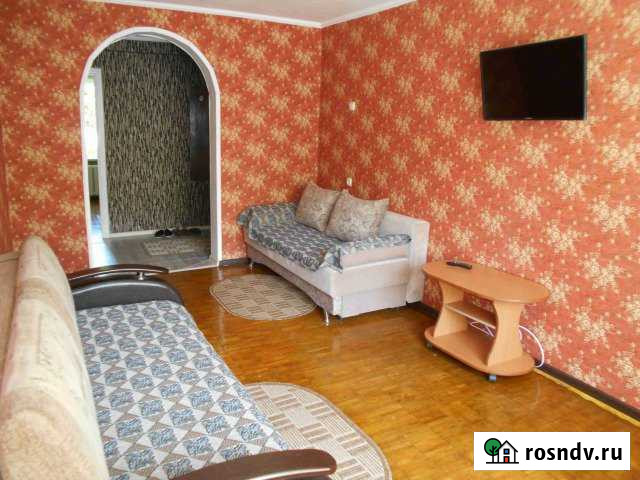 3-комнатная квартира, 60 м², 1/5 эт. в аренду посуточно в Сызрани Сызрань - изображение 1